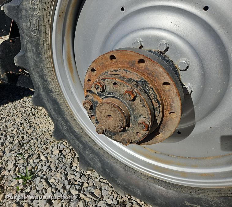 image for item NZ9045 2004 Case IH MX255  MFWD tractor