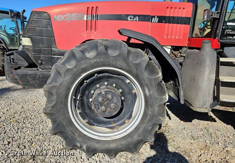 image for item NZ9045 2004 Case IH MX255  MFWD tractor