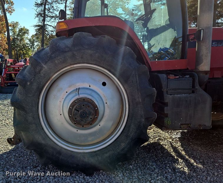 image for item NZ9045 2004 Case IH MX255  MFWD tractor