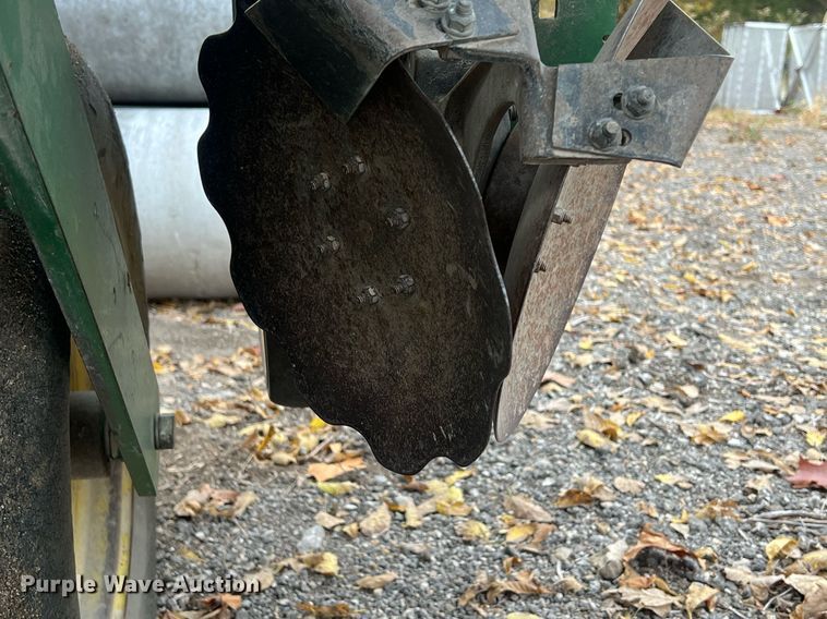 image for item OA9038 John Deere 7200  planter