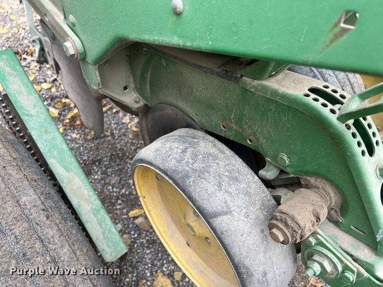 image for item OA9038 John Deere 7200  planter