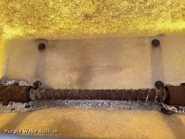 image for item OA9038 John Deere 7200  planter