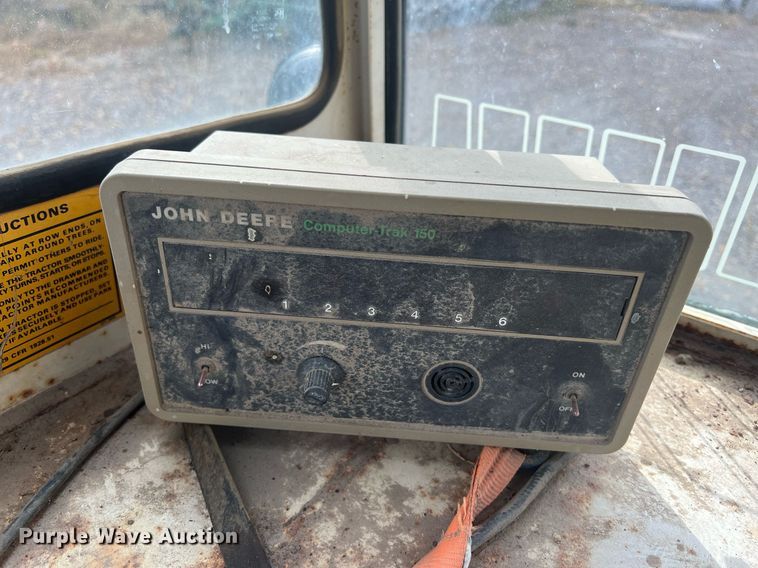 image for item OA9038 John Deere 7200  planter