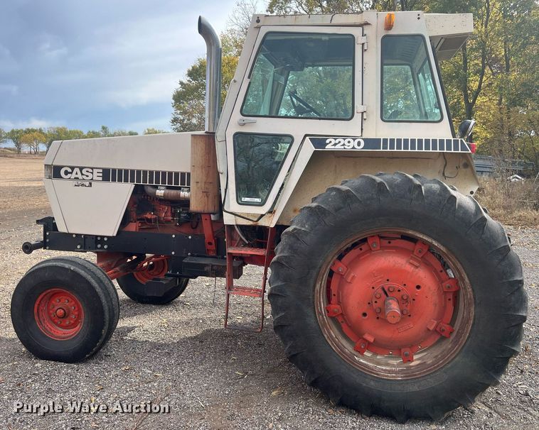 image for item OA9039 1979 Case 2290  tractor