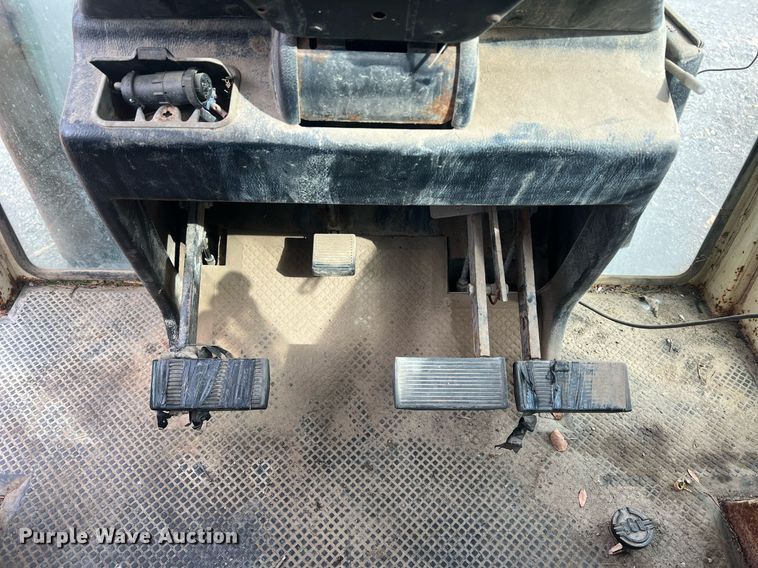 image for item OA9039 1979 Case 2290  tractor