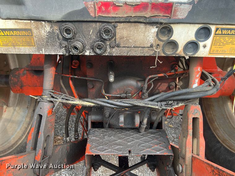 image for item OA9039 1979 Case 2290  tractor