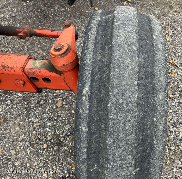 image for item OA9039 1979 Case 2290  tractor