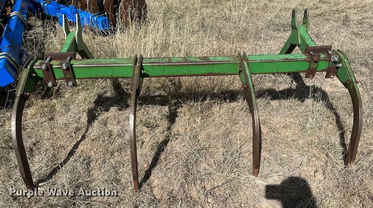 image for item OC9535 John Deere  loader bucket