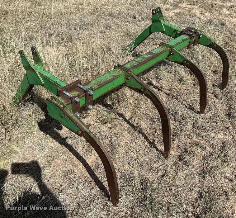 image for item OC9535 John Deere  loader bucket