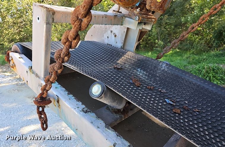 image for item OG9530 Doyle  hopper feeder