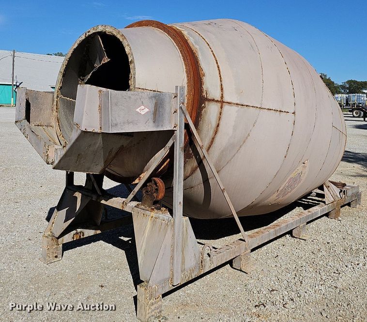 image for item OG9531 Doyle  fertilizer blender