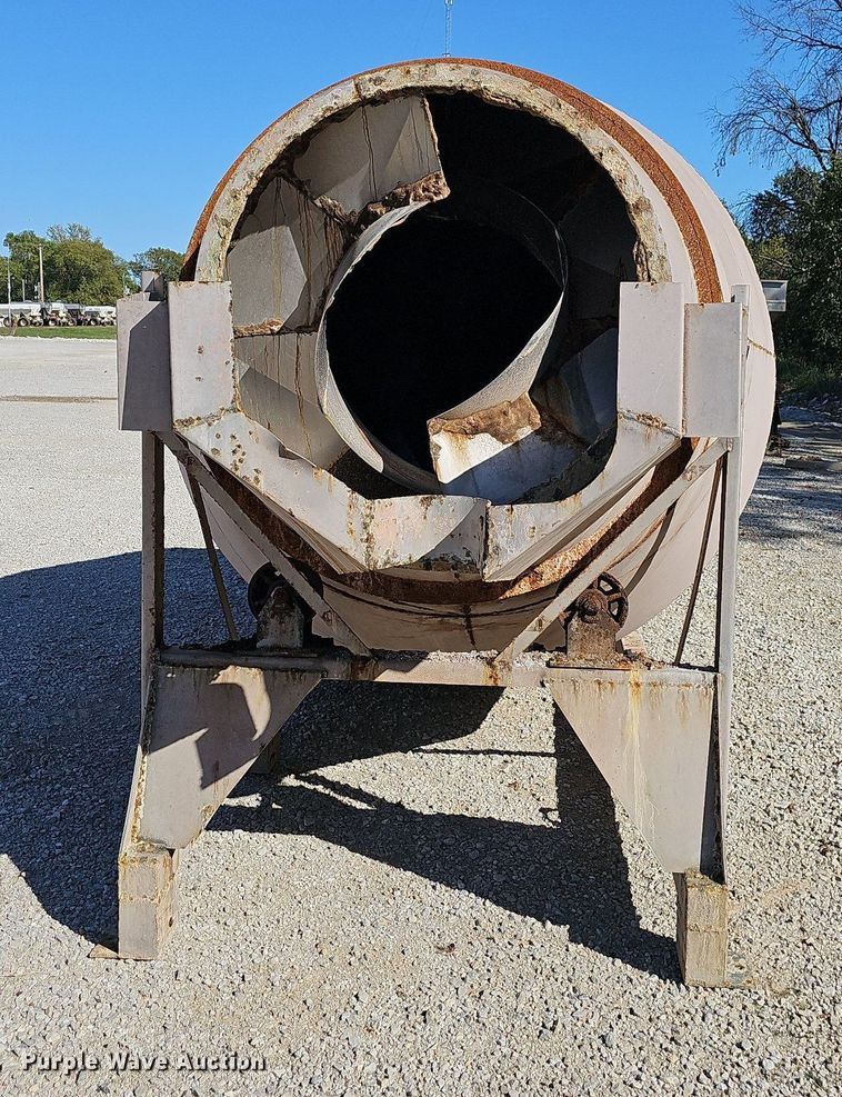 image for item OG9531 Doyle  fertilizer blender