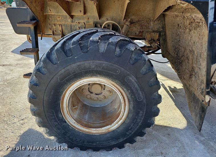 image for item OG9536 Ag-Chem TerraGator  applicator cab and chassis