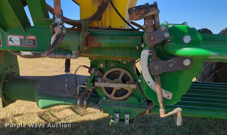 image for item OL9043 2007 John Deere 1890  air seeder