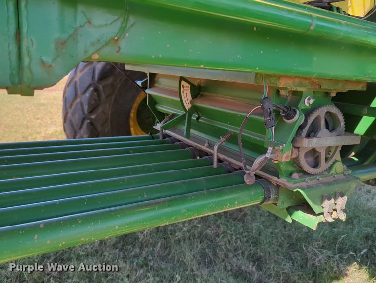 image for item OL9043 2007 John Deere 1890  air seeder