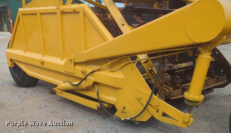 image for item OL9058 Johnson 80  elevating scraper