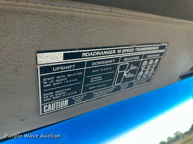 image for item DH1846 2007 Sterling AT9500  semi truck