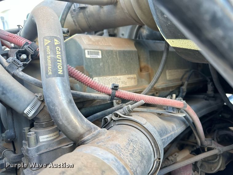 image for item DH1846 2007 Sterling AT9500  semi truck