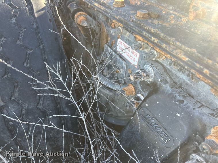 image for item DH1846 2007 Sterling AT9500  semi truck