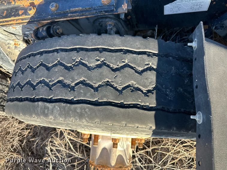 image for item DH1846 2007 Sterling AT9500  semi truck