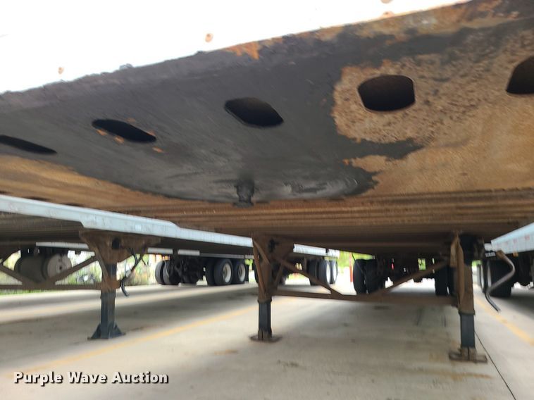 image for item DK4092 2000 Trailmobile  dry van trailer