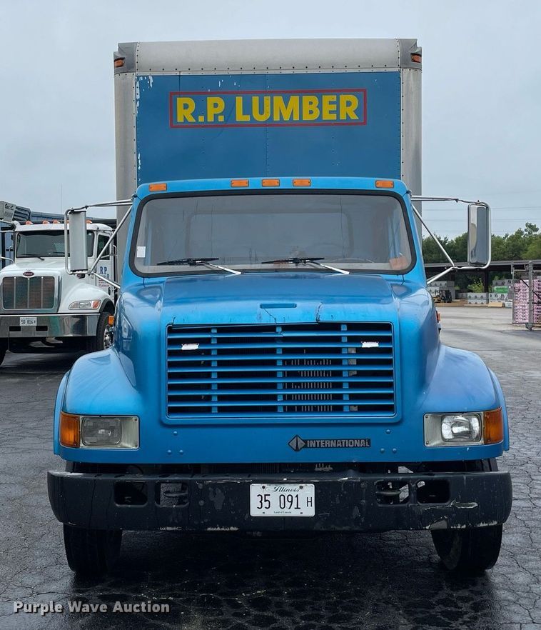 image for item DL3965 1998 International 4700  box truck