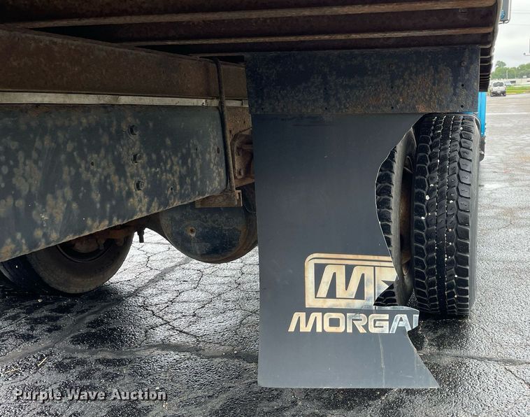 image for item DL3965 1998 International 4700  box truck