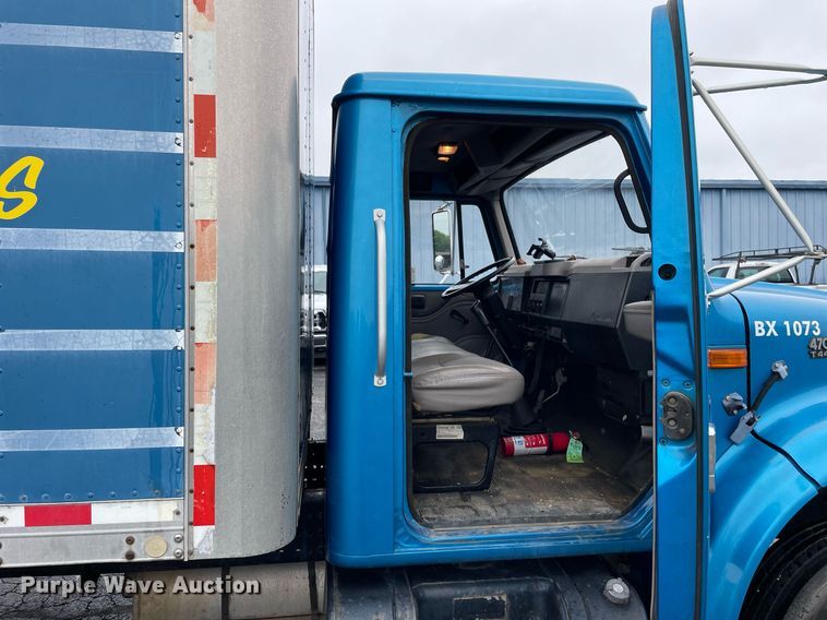 image for item DL3965 1998 International 4700  box truck