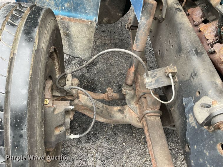 image for item DL3965 1998 International 4700  box truck