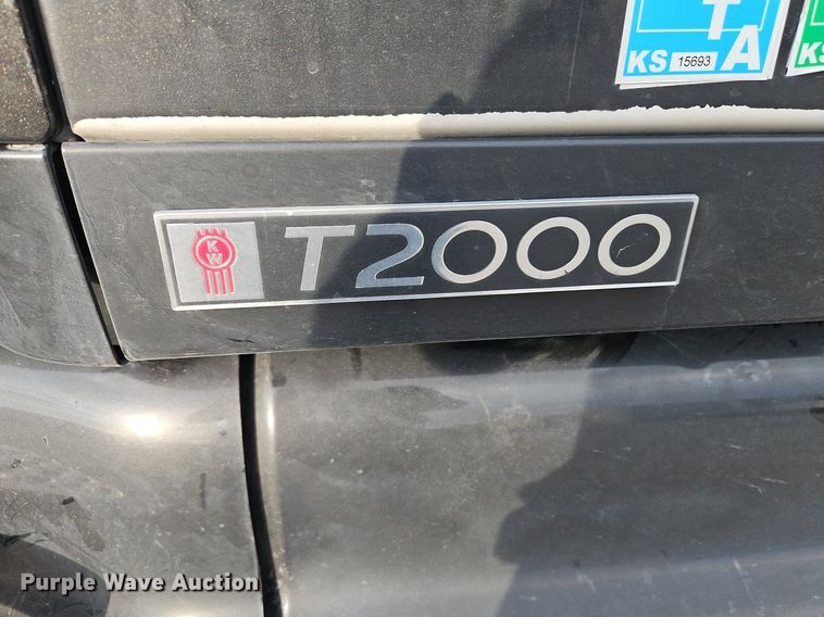 image for item DN7026 2006 Kenworth T2000  semi truck