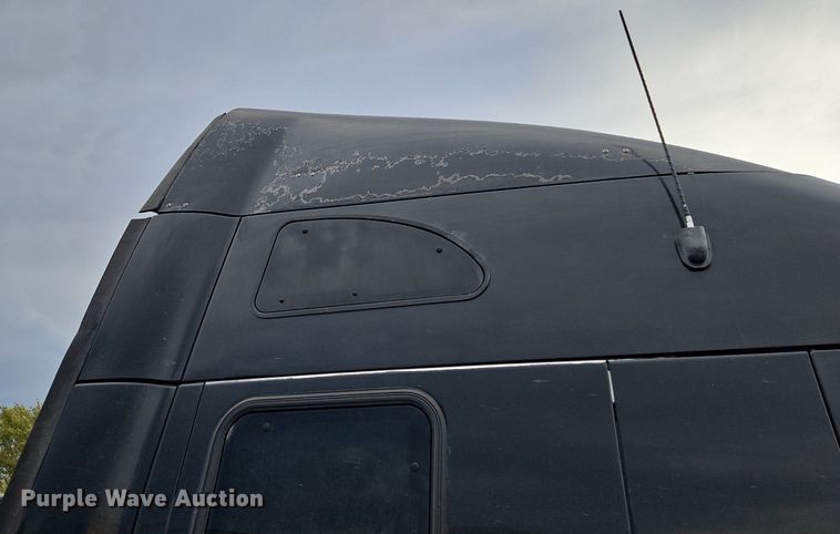 image for item DN7026 2006 Kenworth T2000  semi truck