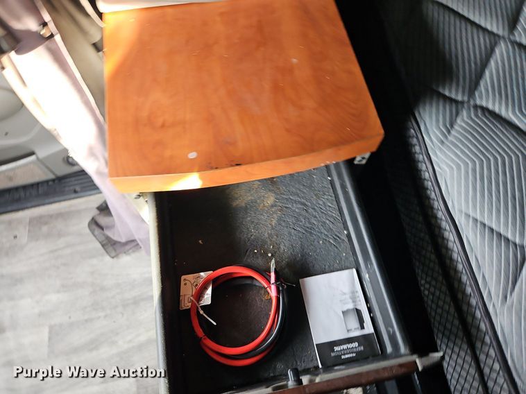 image for item DN7026 2006 Kenworth T2000  semi truck