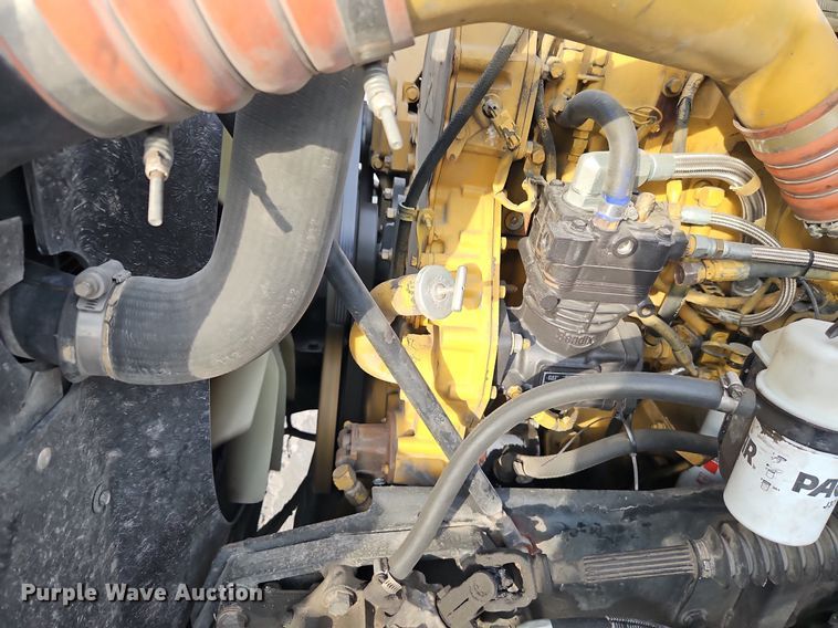 image for item DN7026 2006 Kenworth T2000  semi truck