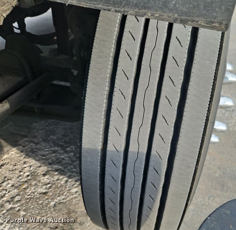 image for item DN7026 2006 Kenworth T2000  semi truck