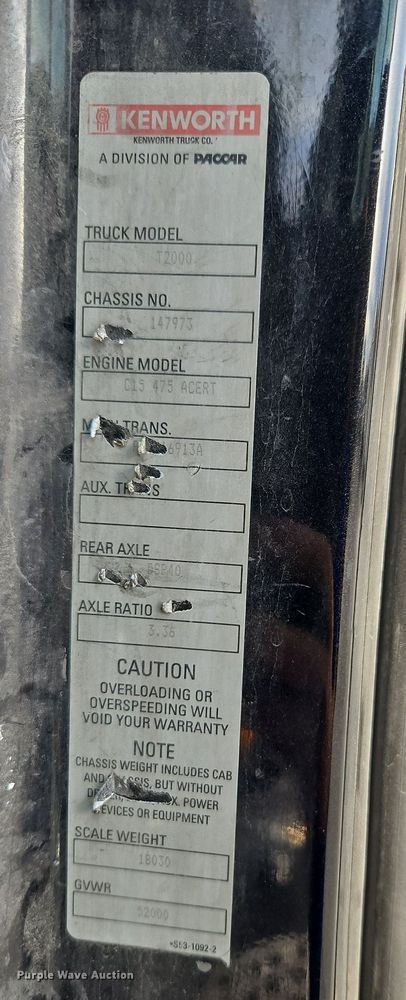 image for item DN7026 2006 Kenworth T2000  semi truck