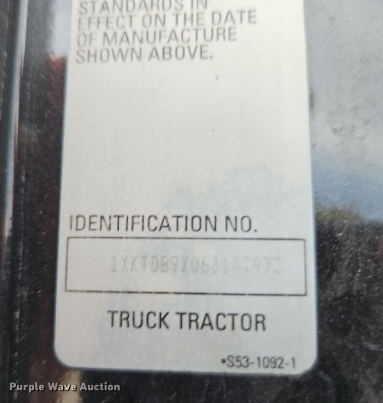 image for item DN7026 2006 Kenworth T2000  semi truck