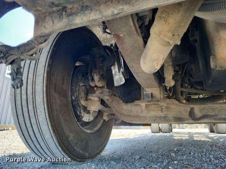 image for item DO4691 2007 Kenworth T800  semi truck