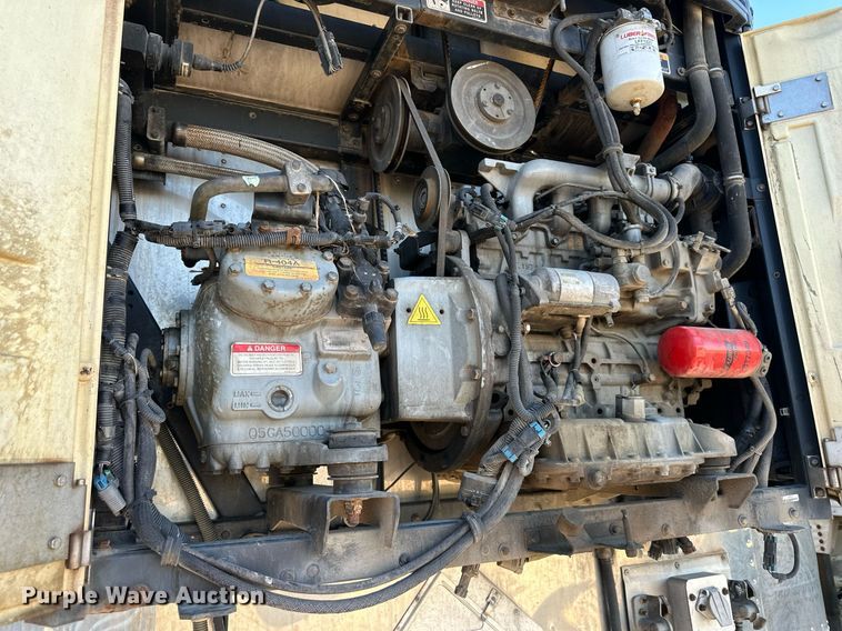 image for item DO5151 2008 Wabash  refrigerated van trailer