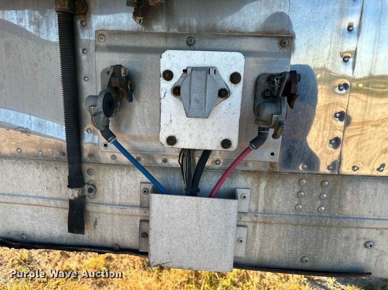 image for item DO5151 2008 Wabash  refrigerated van trailer