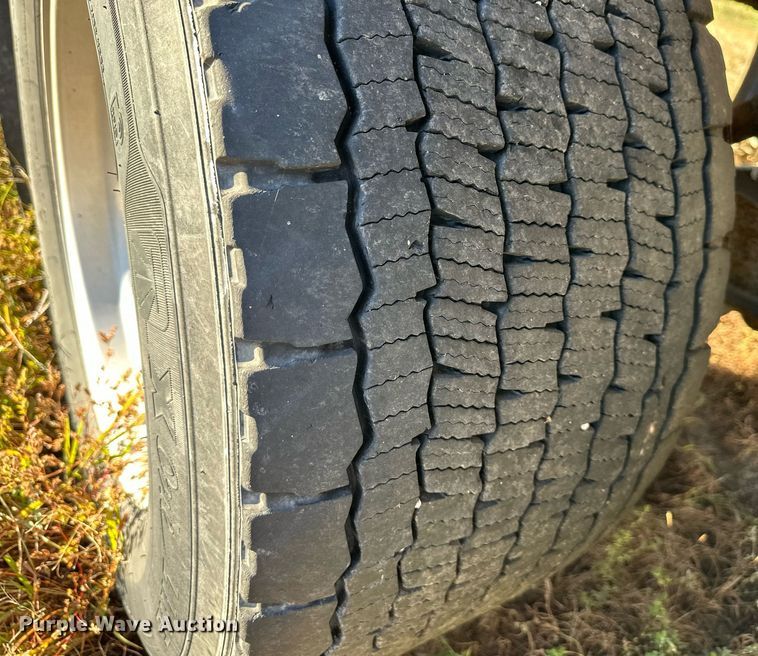 image for item DO5151 2008 Wabash  refrigerated van trailer