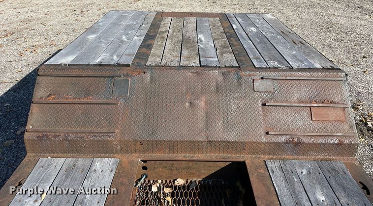 image for item DP0123 2007 X L Specialized Trailers Inc  lowboy equipment trailer