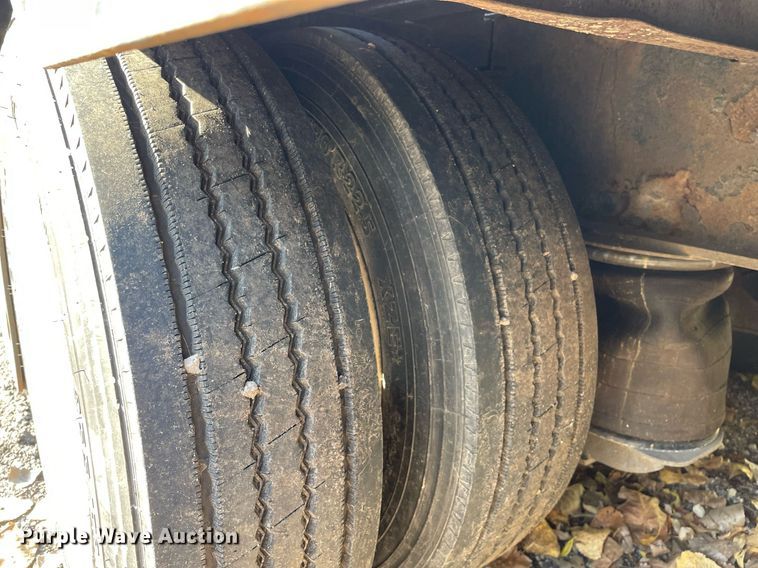 image for item DP0123 2007 X L Specialized Trailers Inc  lowboy equipment trailer