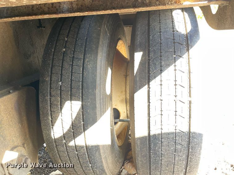 image for item DP0123 2007 X L Specialized Trailers Inc  lowboy equipment trailer