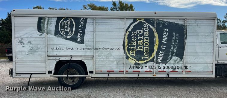 image for item DP2106 1995 Ford F800  delivery truck