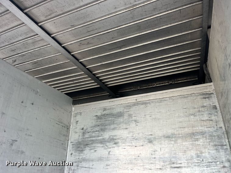 image for item DP2106 1995 Ford F800  delivery truck