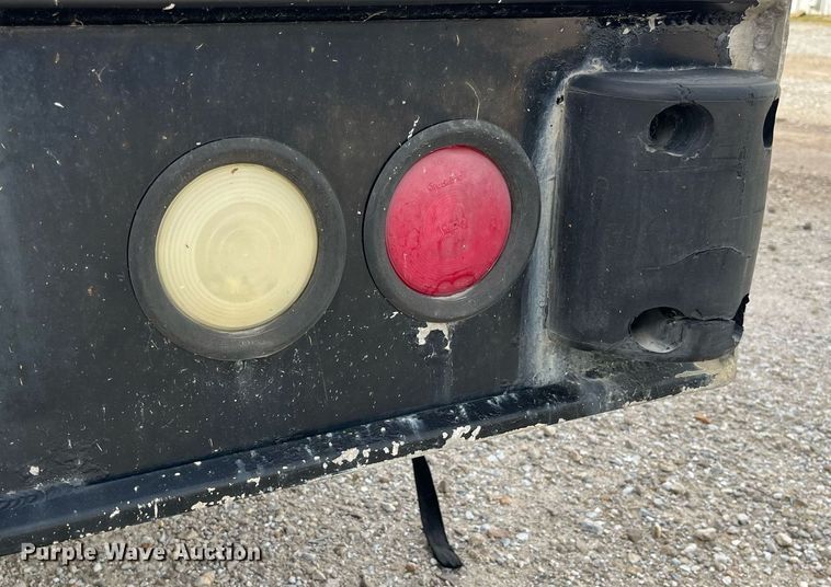 image for item DP2106 1995 Ford F800  delivery truck