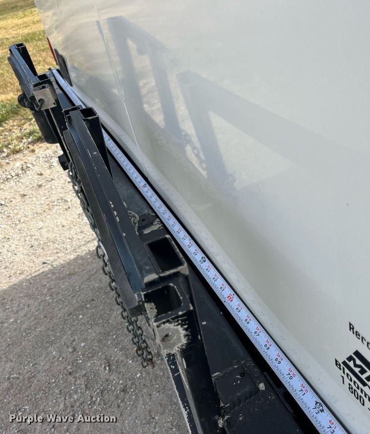 image for item DP2106 1995 Ford F800  delivery truck