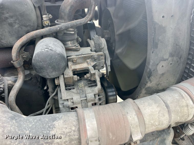 image for item DP2106 1995 Ford F800  delivery truck