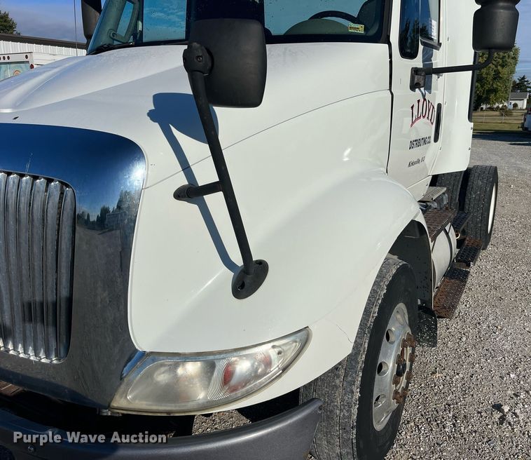 image for item DP2107 2012 International 8600 SBA 4X2  semi truck