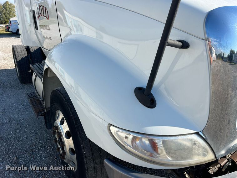 image for item DP2107 2012 International 8600 SBA 4X2  semi truck